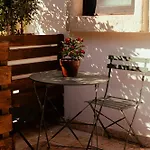 Bed & Breakfast Oppure - Masseria Moderna 3*