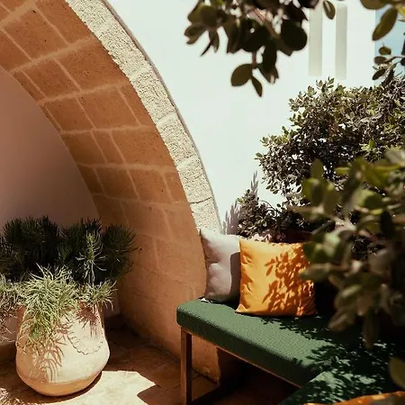 Oppure - Masseria Moderna Bed & Breakfast